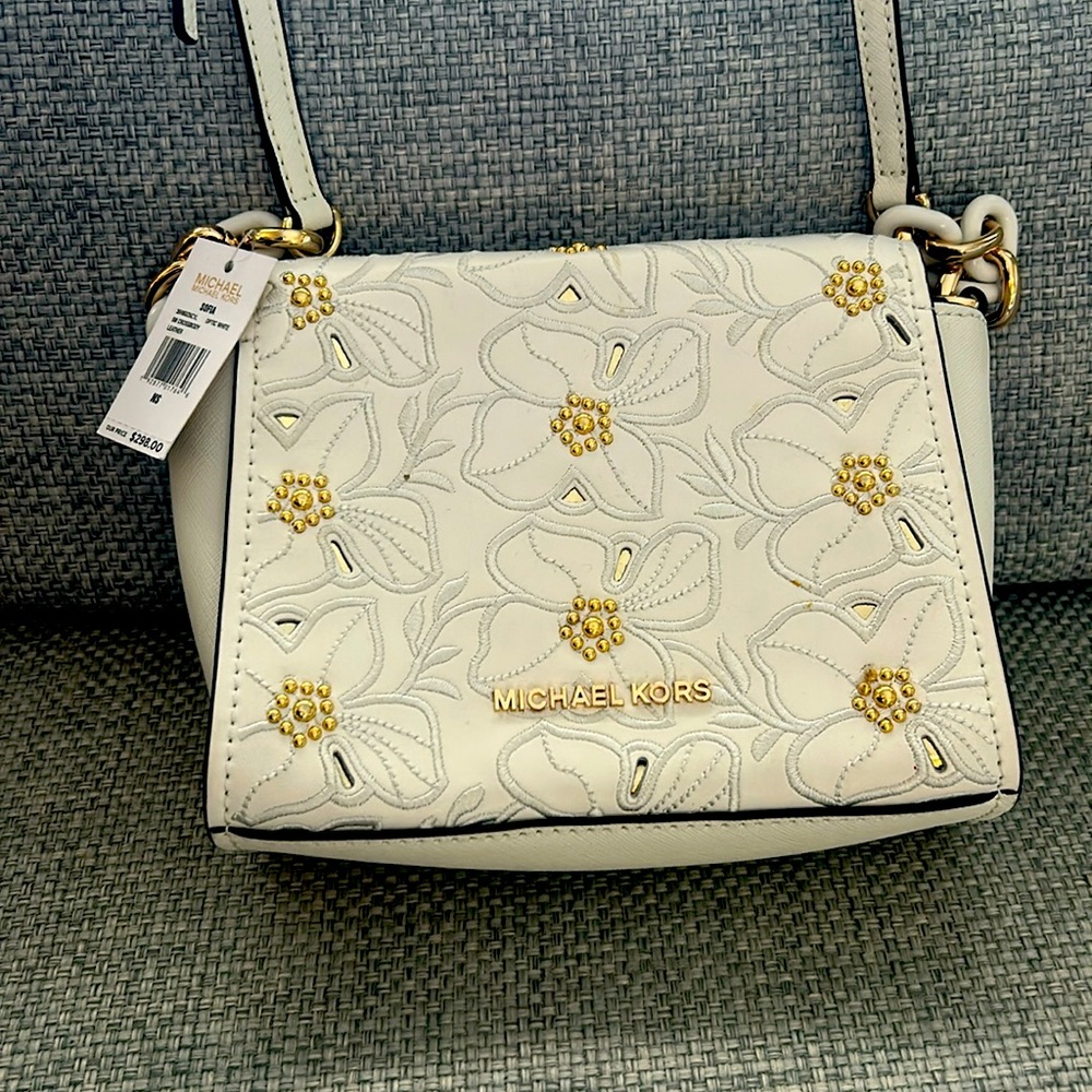 🌸NWT Michael Kors Small Sofia Crossbody white